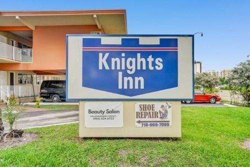 Private Hallandale Beach Studio Wbath Walking Distance To The Beach Pool Free Parking Bagian luar foto